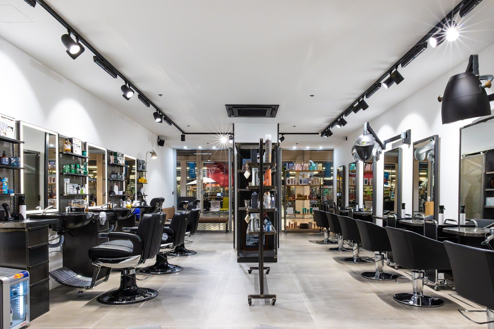 Vogue Coiffure : vue d'ensemble du salon
